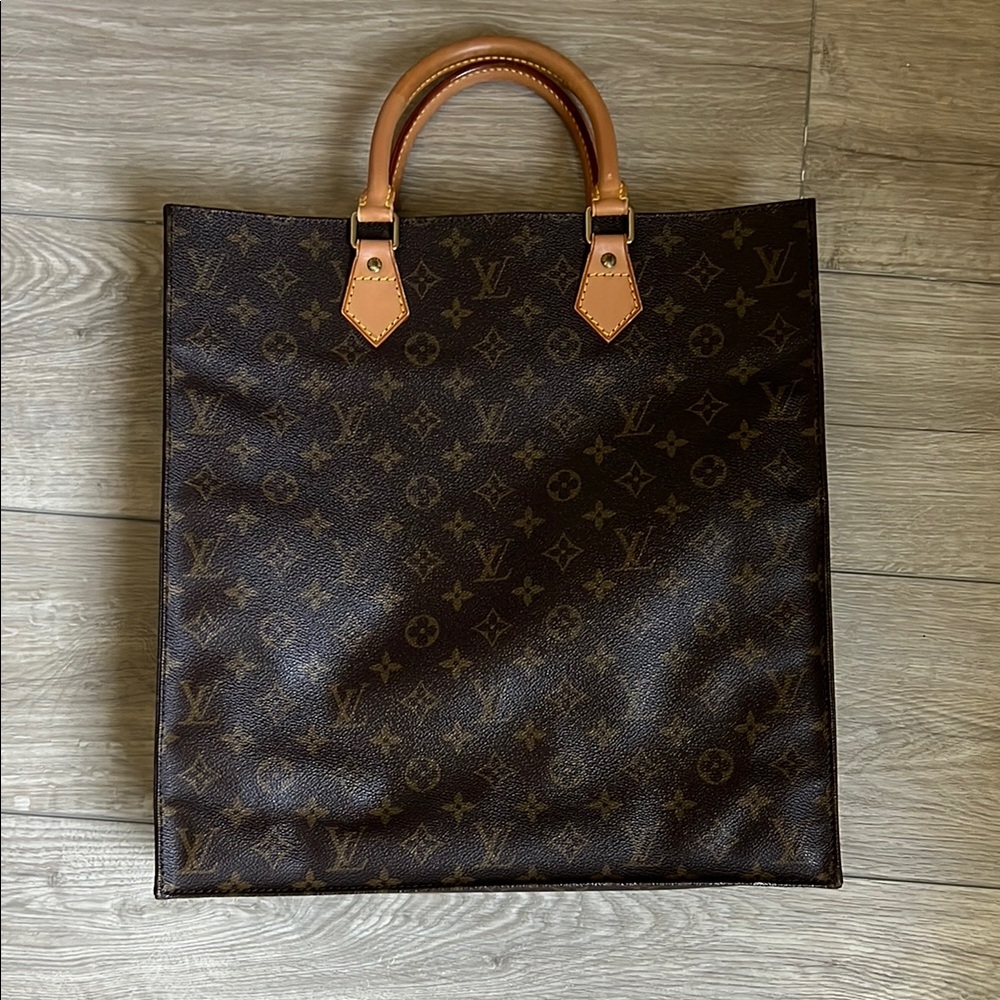 Louis Vuitton Sac Plat tote bag